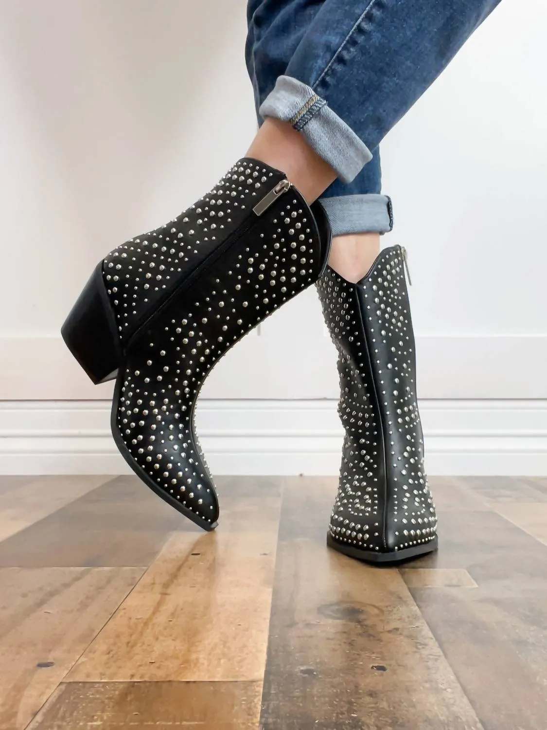 Women's Lowlights Boots In Black