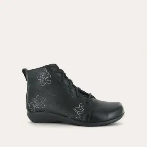 Women's Manga Boots - Medium In Soft Black
