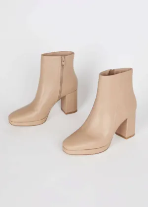 Women's Rachel Heeled Boot In Clay