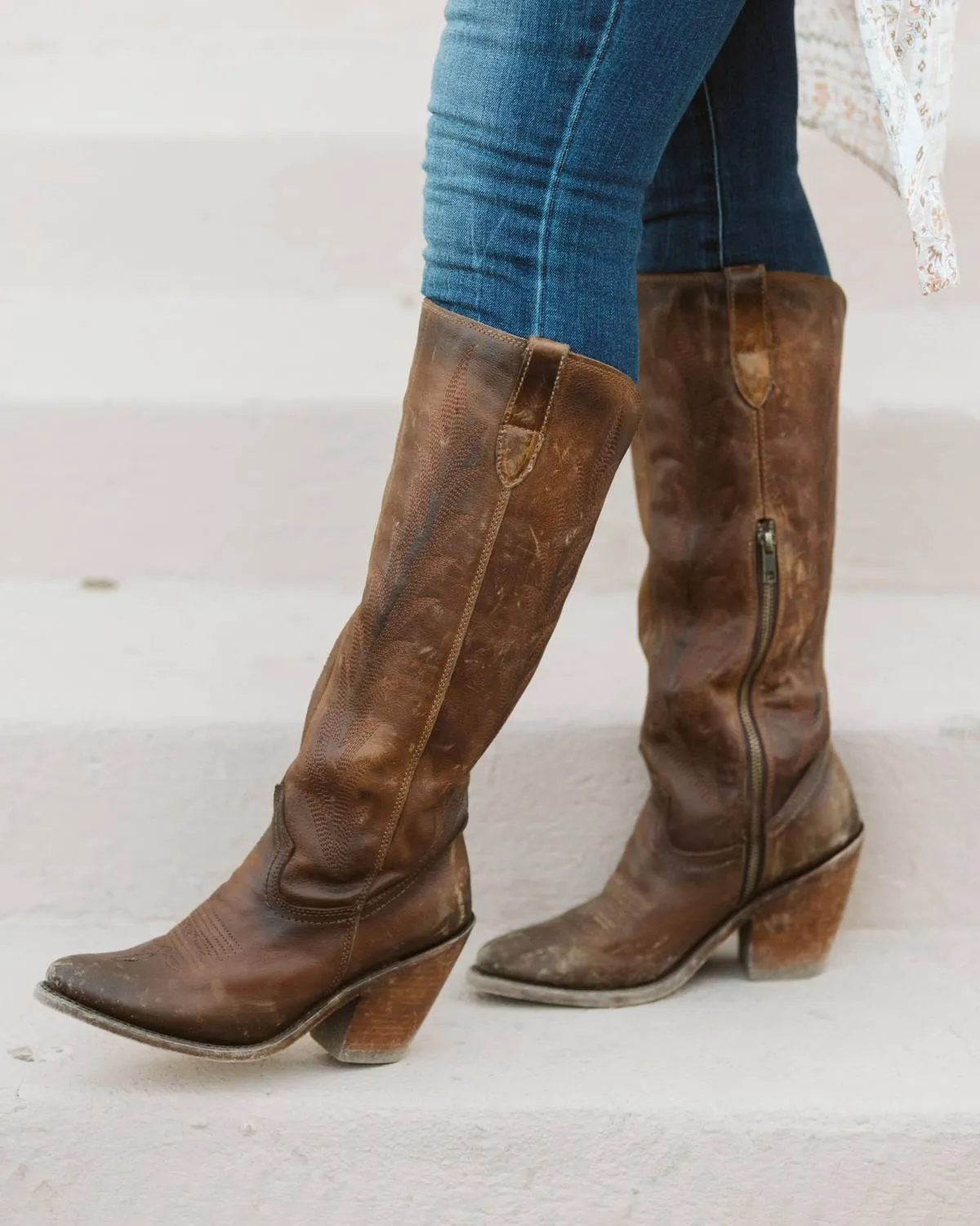 Women's Tall Boots In Brown