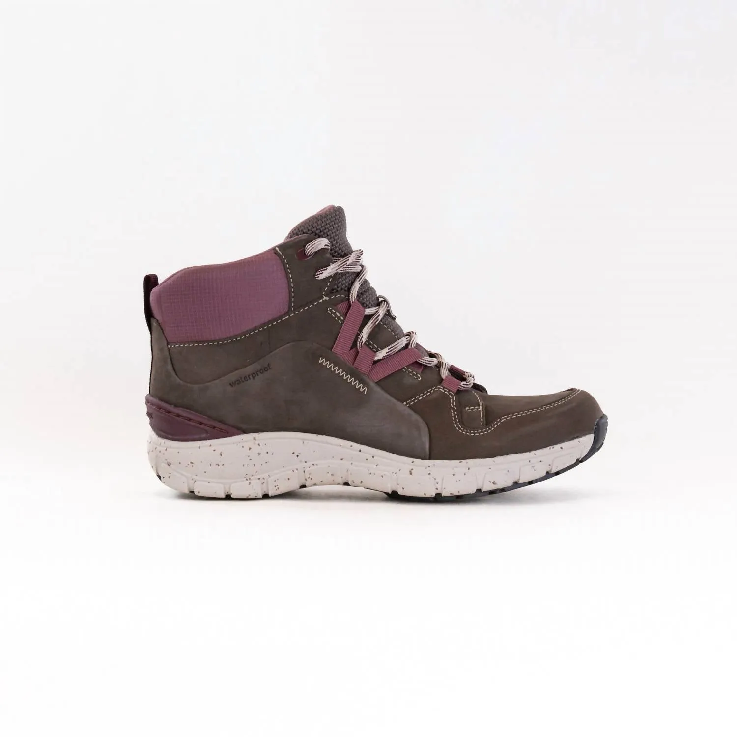 Womens Wave Summit Waterproof Boots In Taupe Combi