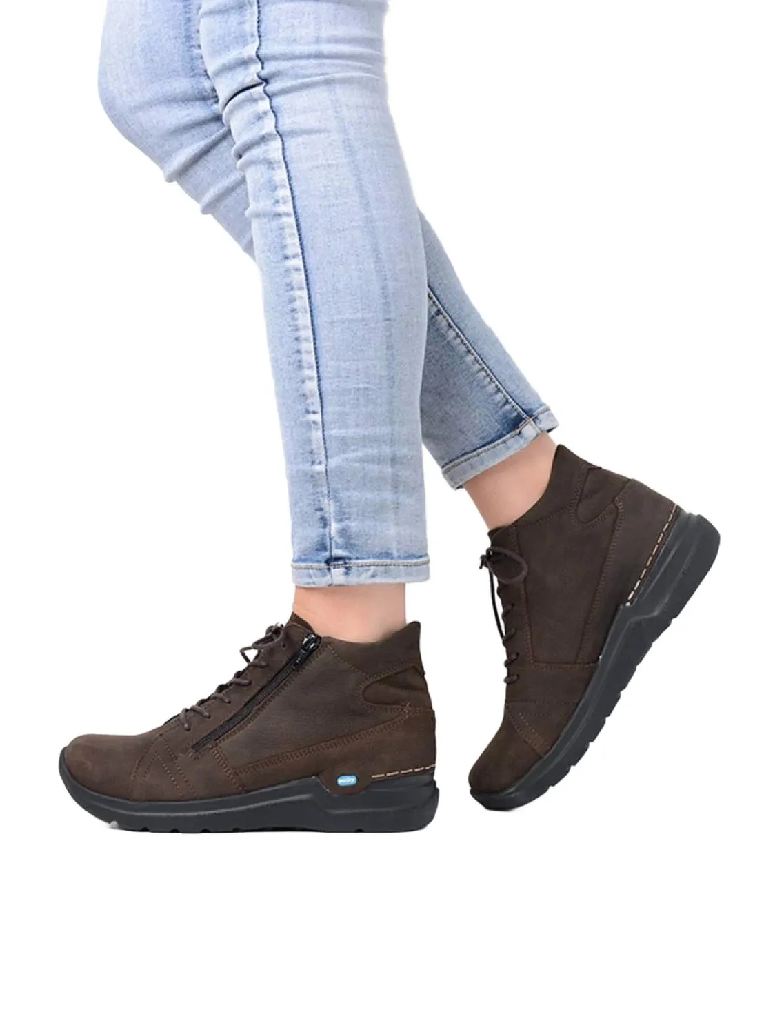 Women's Why Shoes In Brown Nubuck